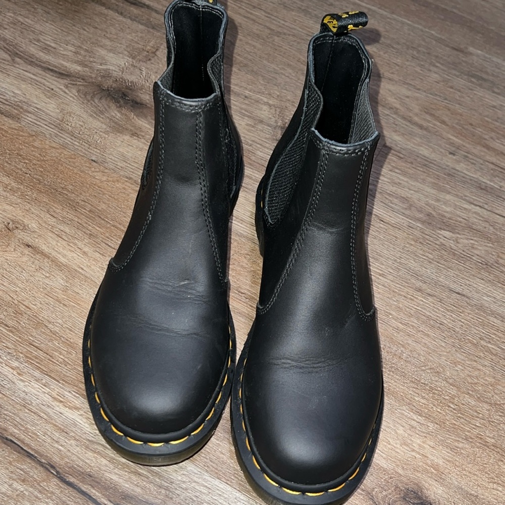 Dr Marten Chelsea Boots
